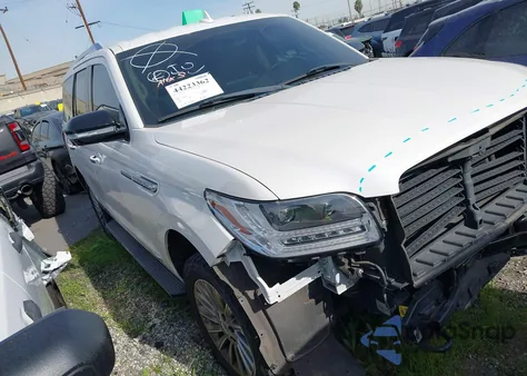 2018 Lincoln Navigator Premiere from USA, damaged, VIN 5LMJJ2NT7JEL05119